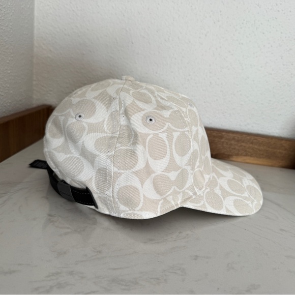 Coach Baseball Caps - Picture 4 of 12